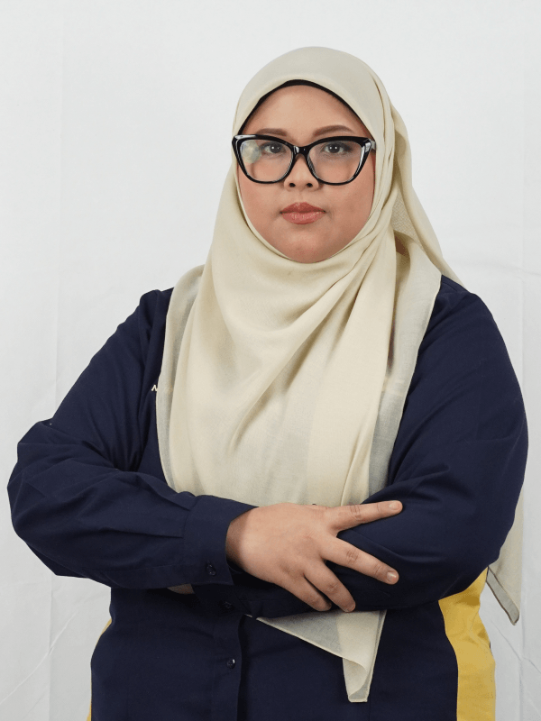 nureen syazmeen senior interior designer